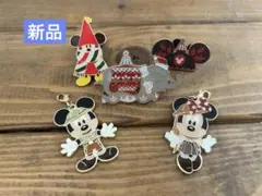 ディズニー ジャングルカーニバル ピンバッジ&チャーム