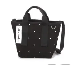 ニコアンド ニコロゴキャンバスショルダーバッグ BLACKドット 斜めがけ