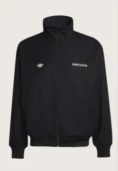 adidas ナイロンジャケット