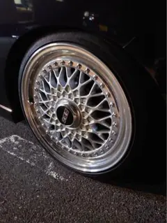 BBS 16インチ メッシュホイール センターキャップ付きのサムネイル