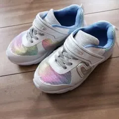 【美品】光るスニーカー♡18ホワイト