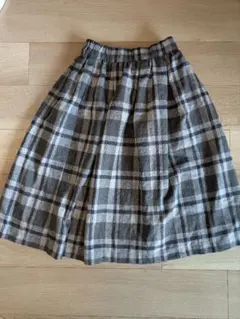 アースミュージックアンドエコロジー　グレー系チェック フレアスカート
