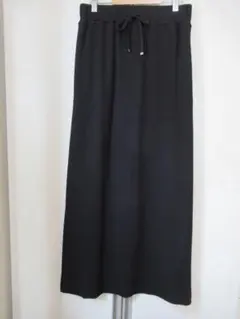 訳あり　[LOWRYS FARM]　カットリブタイトスカート　ブラック
