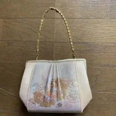 花柄刺繍 ゴールド クラッチバッグ　キンワシ