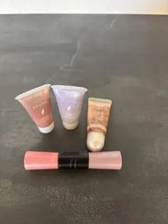 【送料込み】リップグロス 4本セット ピンク系