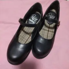 美品 あしながおじさん ストラップパンプス ストラップシューズ 黒 23.5㎝のサムネイル