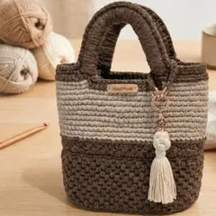 Item thumbnail for item 335c937a-738b-42b3-b0c3-3fd1b9ee3dfb