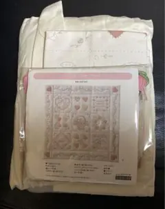 HOBBYRA HOBBYRE ホビーラホビーレ　タペストリー　ハート