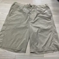 9/30まで　INHERIT ベージュ ショートパンツ