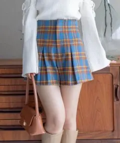 新品タグ付き チェック柄ハイウエストタックショートパンツ