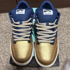 NIKE DUNK LOW PRO ゴールド/ネイビーsupreme