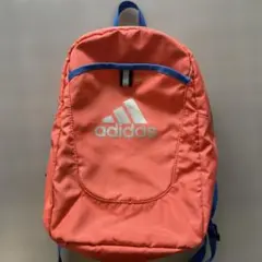 adidas キッズ用 リュック ボール入れ可能 チェストバックル付き