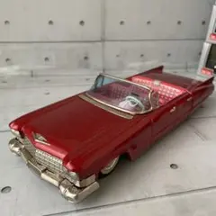Cadillac Convertible Scale Model 782萬代社のサムネイル