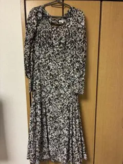 早いもの勝ち！ rienda フラワープリント ロングワンピース