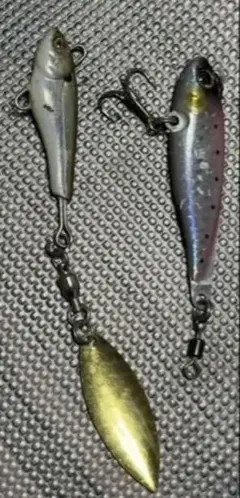 ダイワ モアザン リアルスピン、スピンテールジグ　4個セットのサムネイル
