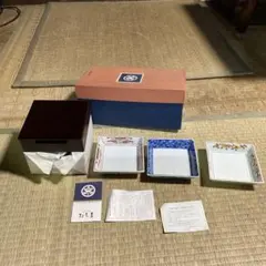 たち吉　三段重　と　小皿　3点セット