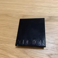 ADDICTION アディクション　ザ　コンパクト　ケース　Ｉ＋アイシャドウ