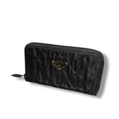 K250【箱付き】PRADA ブラック キルティング 長財布