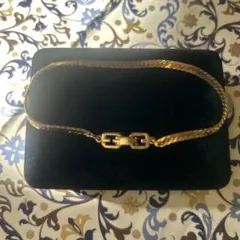 GIVENCHY ゴールドカラー チェーンブレスレット