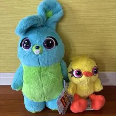 トイストーリー 4 バニー　ダッキー ディズニー　ぬいぐるみ