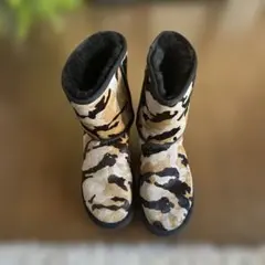 メル(仮)様専用UGG カモフラージュ スタッズ付き ムートンブーツ