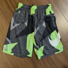 ナイキ　キッズ　短パン