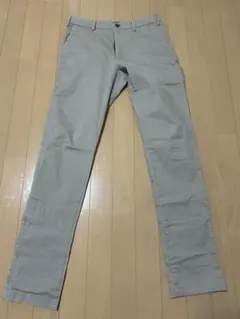 ユニクロ　メンズ　スリムフィット ベージュ チノパン 76cm