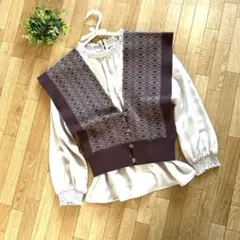 お値下げ‼️ パープルブラウン 幾何学模様 ニットベスト