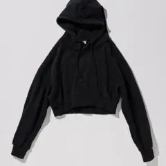 NEW ERA ニューエラ　パーカー　ショート丈 流行り 冬 ブラック