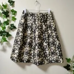 FRANCO FERRARO 花柄刺繍 フレアスカートのサムネイル