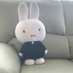 ミッフィー　ぬいぐるみのサムネイル