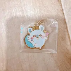 ちいかわ　モモンガ　ちいかわパーク　ゲーム　景品　メタルチャーム