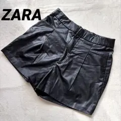 ZARAブラックフェイクレザーショートパンツ