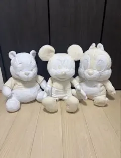 ディズニー ぬいぐるみ ホワイト系 3体セット プーさん チップ ミッキーのサムネイル