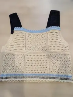 GU　М　アイボリー ニットベスト レース編み