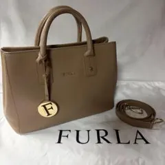 美品⭐︎FURLA フルラ ショルダーバッグ 2way キャメルのサムネイル