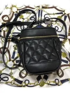 GRL キルティングバッグ　ポシェット　ショルダーバッグ　チェーンバッグ