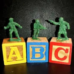 アルファベットブロック グリーンアーミーメン トイストーリー フィギュア セット