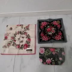 花柄デザイン ハンカチ2枚　ポーチのセット