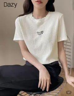 【Dazy】SHEINホワイト クロップドTシャツ ハートプリント