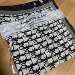 ファッションスカーフ 幾何学模様
