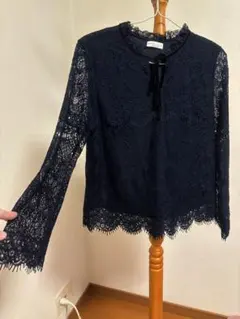 レースカットソー