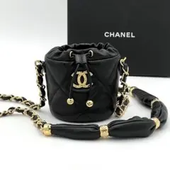 ⭐CHANEL⭐　美品　シャネル　巾着　ショルダーバッグ　ココマーク CHANEL シャネル マトラッセ 巾着ショルダーバッグ ゴールド金具