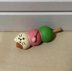 デコレ コンコンブル もち猫 花見だんご