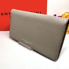 ジャンニキアリーニ　長財布　フラップウォレット　箱付き　グレージュ　シンプルのサムネイル