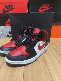 NIKE AIR JORDAN 1 MID 
