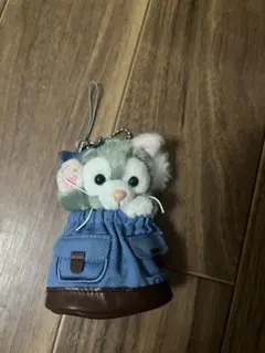 ディズニー ダッフィーたちのかくれんぼ ぬいぐるみストラップ ジェラトーニ