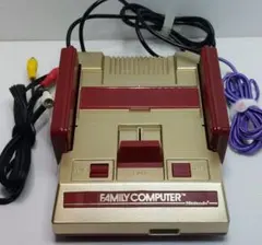 Nintendo 初代 ファミコン 初期型 四角ボタン（レア） - メルカリ