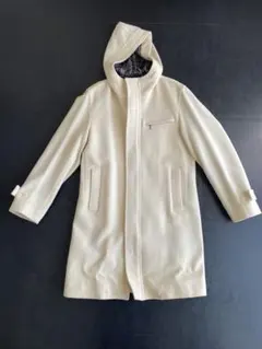Burberry Classics ウールコート フード付き ホワイトのサムネイル