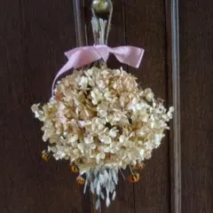アナベル他ドライフラワーのスワッグ